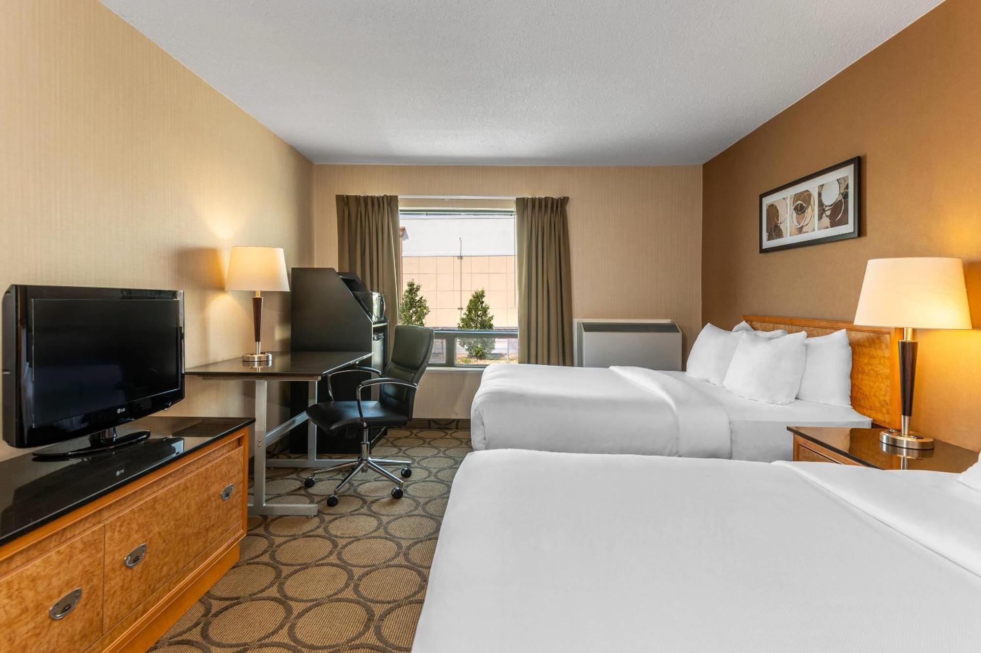 Comfort Inn West Edmonton Bagian luar foto